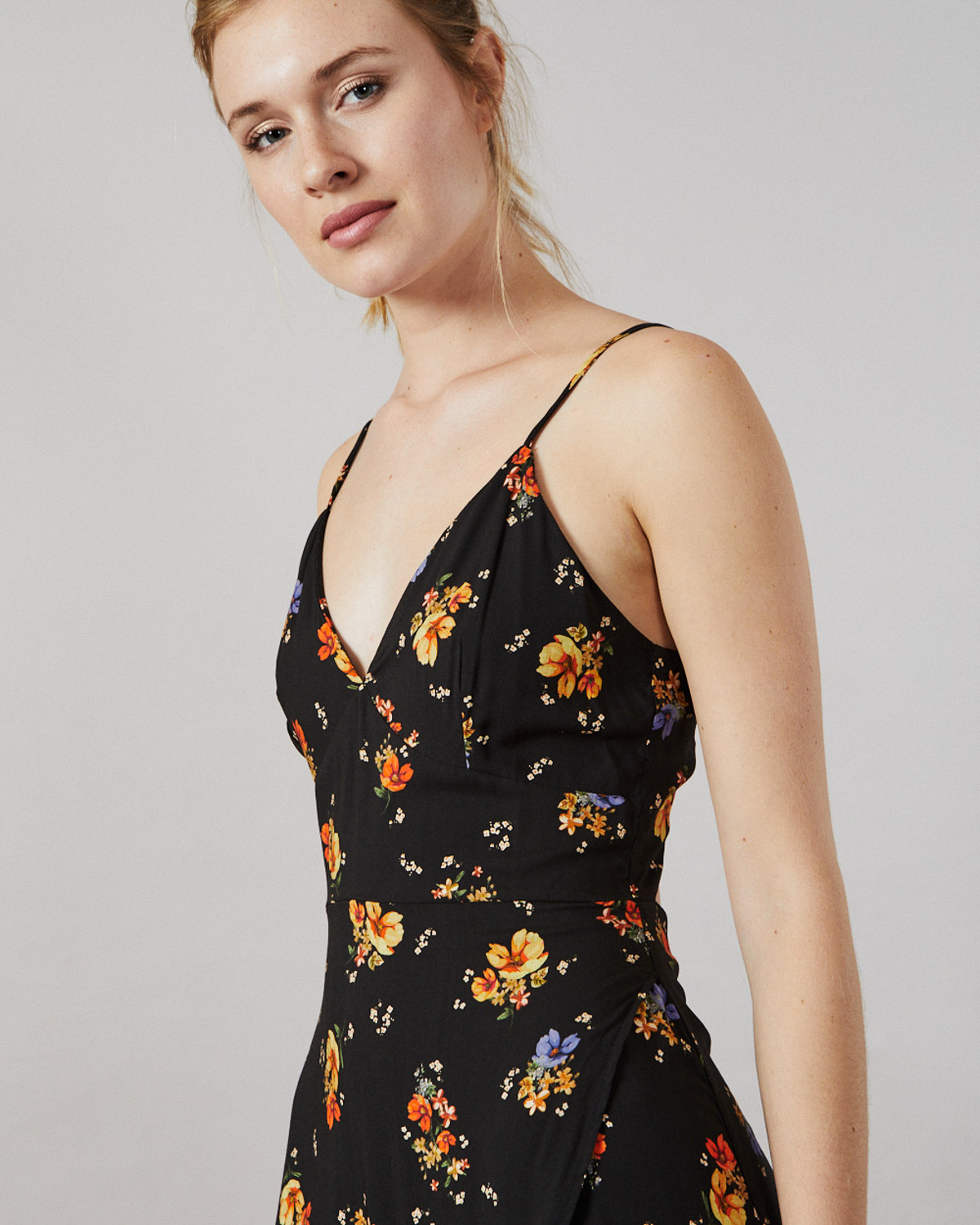 wanama_vestido-moss-cross-spicy_08-27-2023__picture-37125