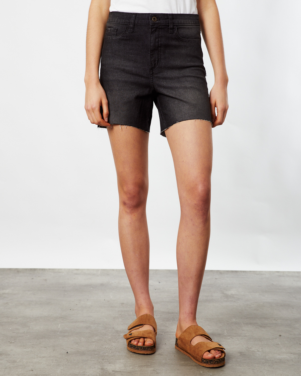 Short Lina Black