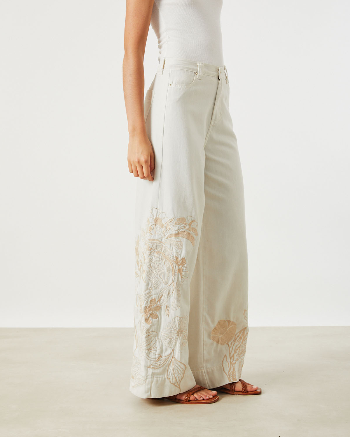 Jean Embro Flower Tina High