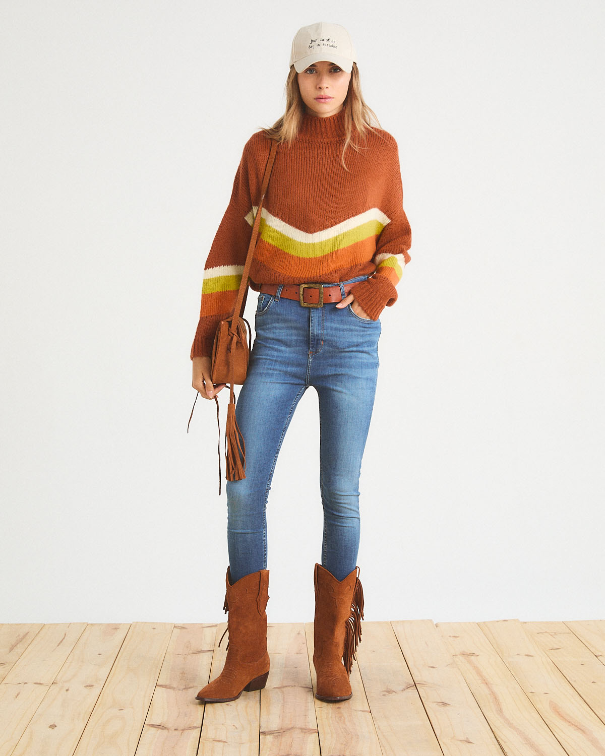 Kaia Taylor High Used Mid Blue Jeans
