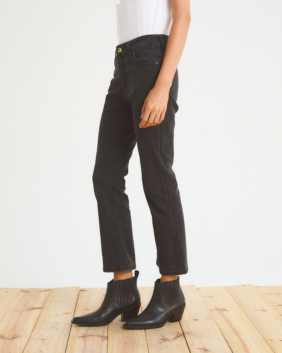 Jerry Petit Rose High Used Black Jeans