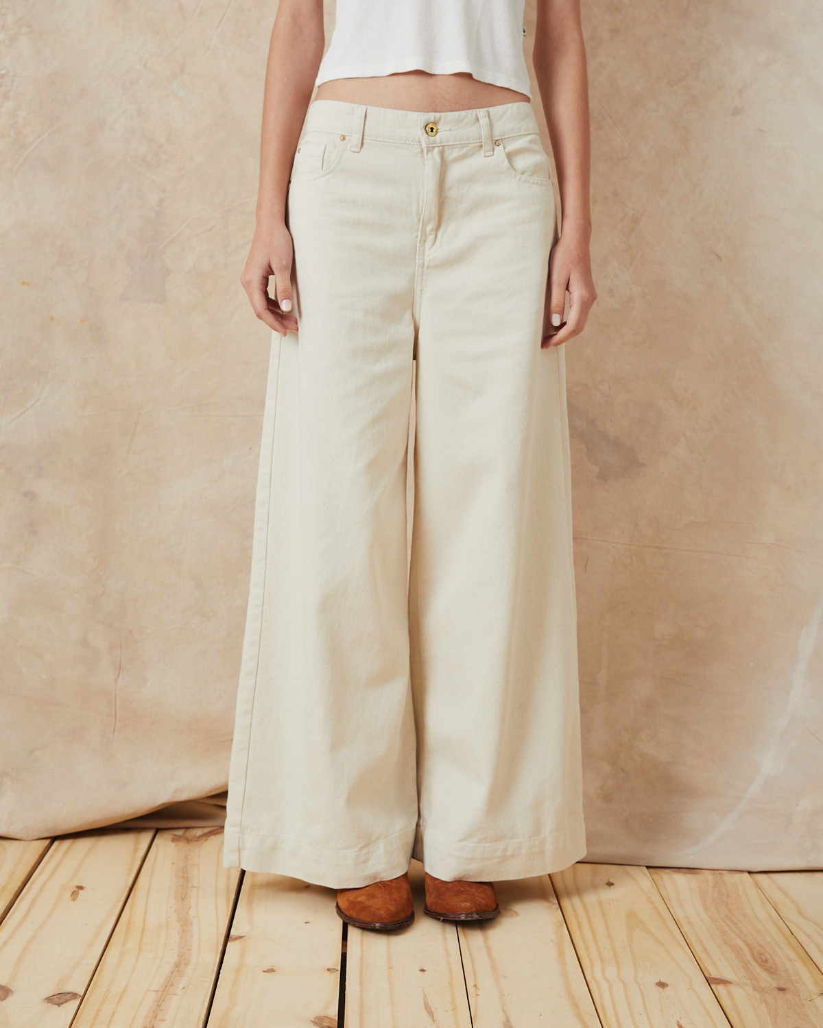 Jean Stewart Mid Tina Cascarilla