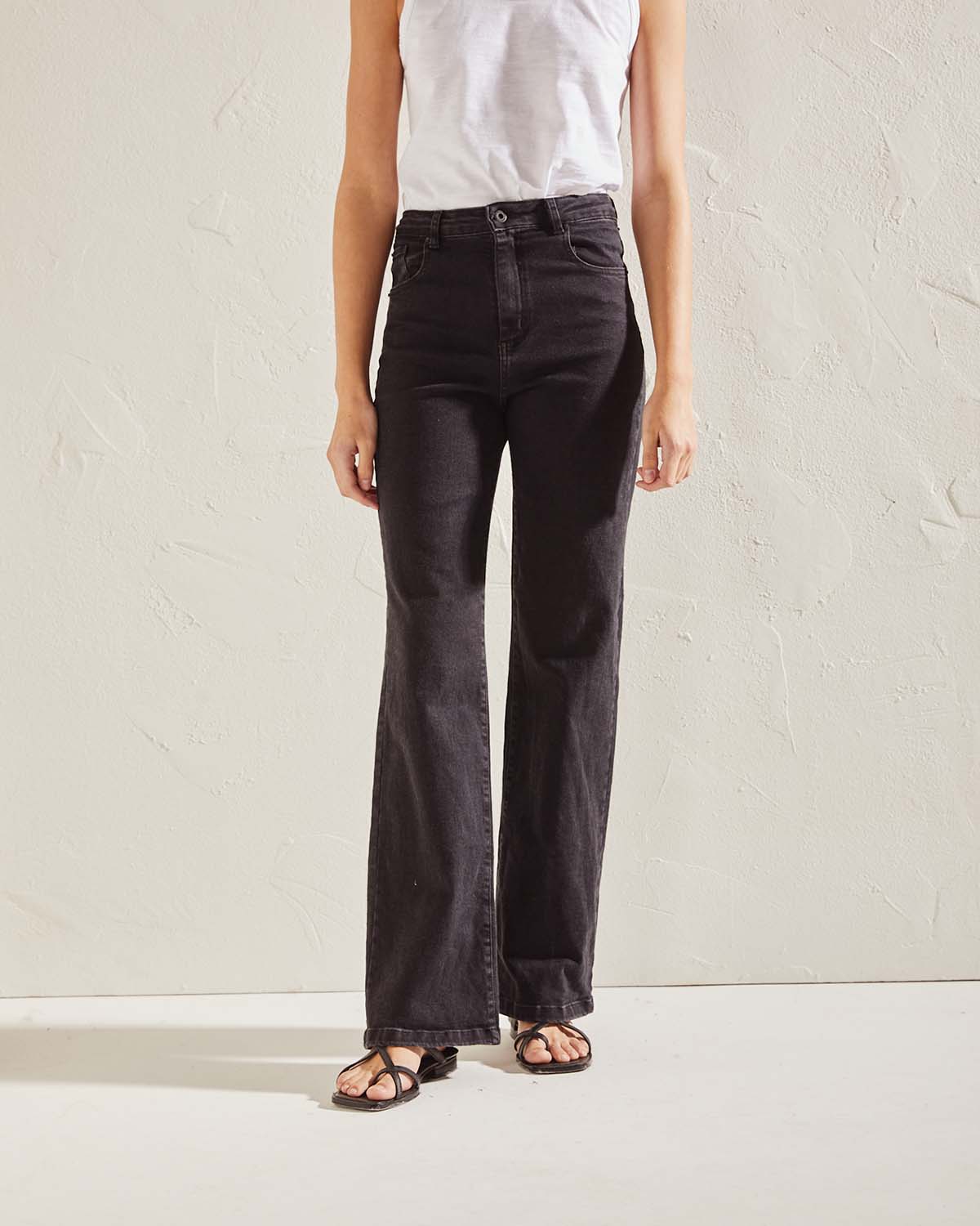 Jean Alma Tina Mid Washed Black