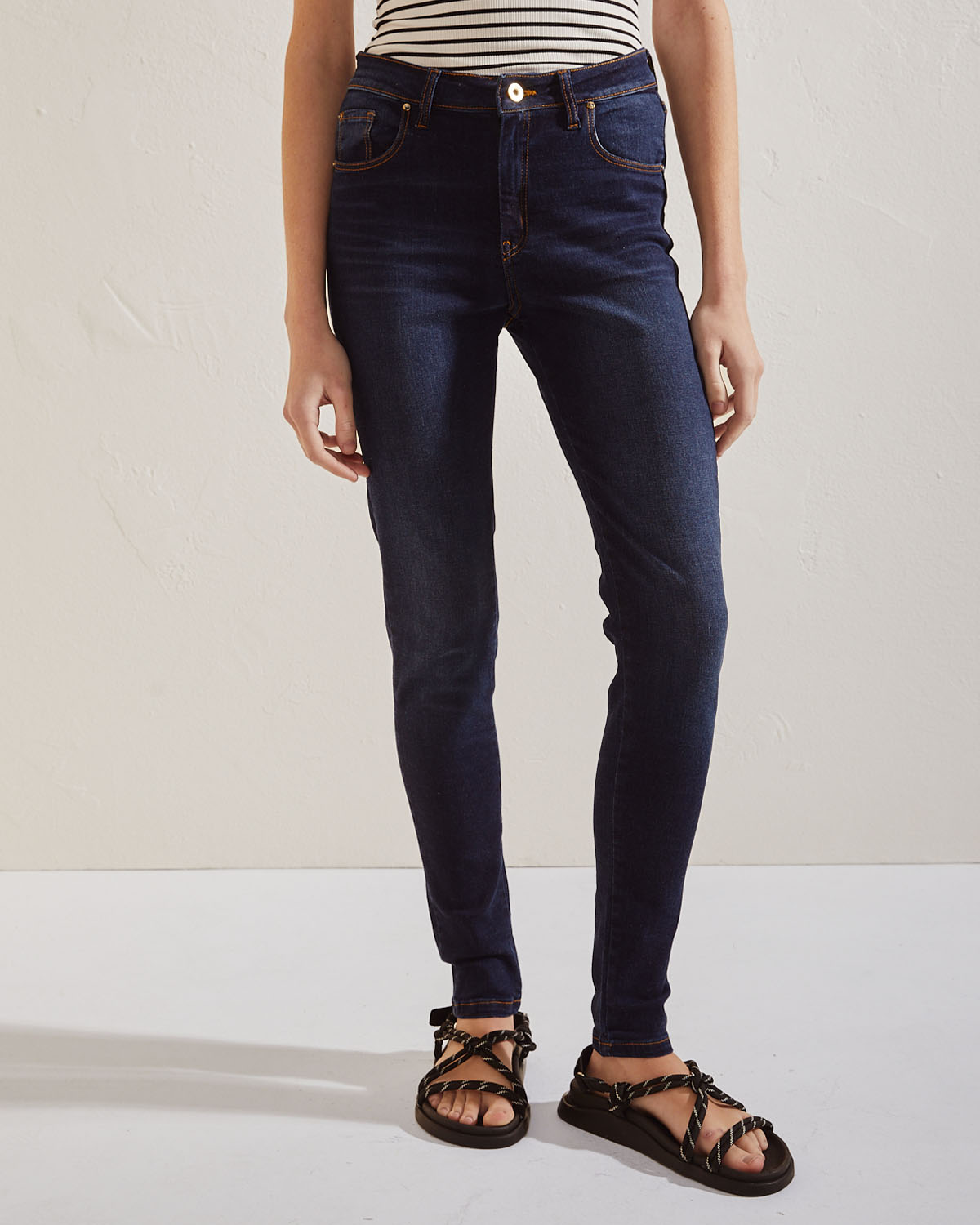 Jean Mandie Mid Taylor Dark Blue